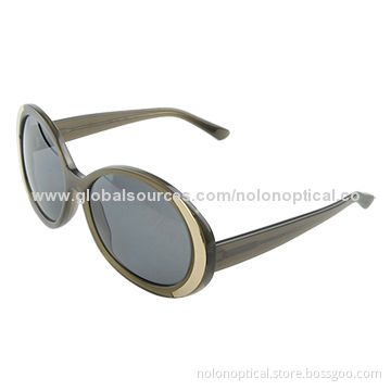 Crystal acetate sun glasses with high quality, polarized lens in black color